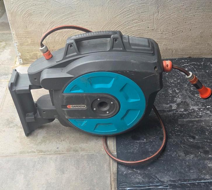 Gardena Wandslangbox rollup 25m, Tuin en Terras, Tuinslangen, Gebruikt, Tuinslanghaspel, Ophalen of Verzenden