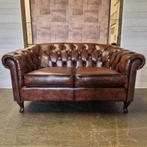 Hampton Chesterfield 2-zits Bank – Antiek Bruin Leer, Antiek en Kunst, Ophalen