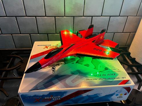 Rc Vliegtuig nieuw RC fighter jet., Hobby en Vrije tijd, Modelbouw | Radiografisch | Helikopters en Quadcopters, Zo goed als nieuw