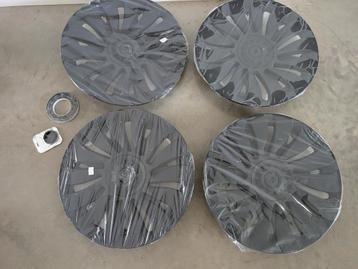 Tesla Model Y 19 inch wieldoppen - Symmetrisch beschikbaar voor biedingen