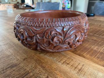 Handgesneden Houten Kom - Uniek Stuk beschikbaar voor biedingen