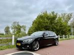 BMW 1-Serie M-Pakket 118I 5DR 2016 Zwart, 65 €/maand, 1280 kg, Zwart, Origineel Nederlands