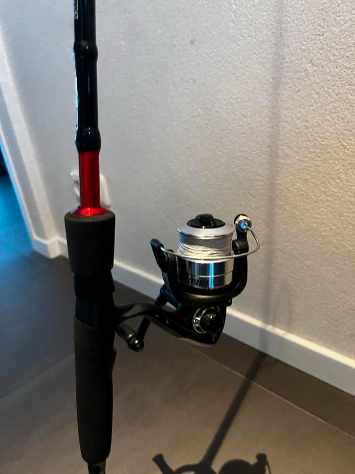 Spro Power Catcher Hengel - 28gram 240cm lang, Watersport en Boten, Hengelsport | Algemeen, Zo goed als nieuw, Werphengel, Ophalen