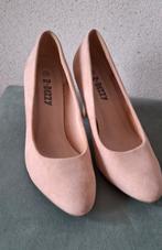 Mooie pumps, Pumps, Beige, Ophalen of Verzenden, Zo goed als nieuw