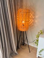 Sfeervolle Vloerlamp - Mooie Verlichting, Huis en Inrichting, Lampen | Vloerlampen, Ophalen, Zo goed als nieuw, Hout, 100 tot 150 cm
