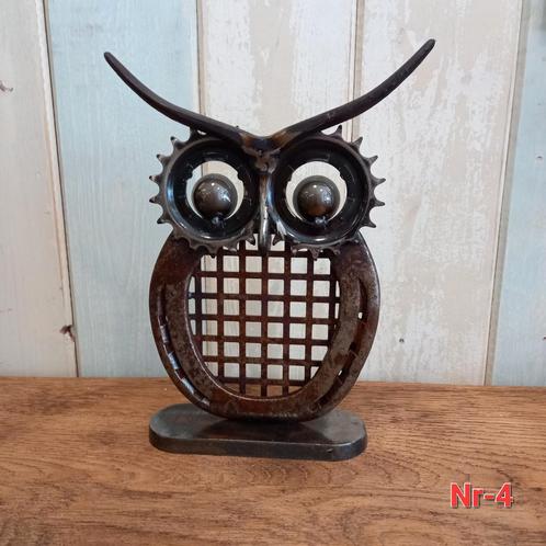 Metalen uil - hoefijzer - upcycling - metal art., Huis en Inrichting, Woonaccessoires | Overige, Ophalen of Verzenden