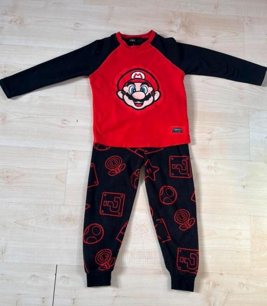 Mario pyjama maat 116, Ophalen, Zo goed als nieuw, Jongen, Nacht- of Onderkleding