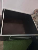 Betonplex Werpkist Maat L - Met Doodligstangen En Warmtelamp, Dieren en Toebehoren, Hondenhokken, Ophalen, Gebruikt, 110 cm of meer