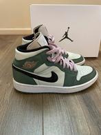 Nike Jordan sneakers, Kleding | Dames, Schoenen, Groen, Ophalen of Verzenden, Nike Air Jordan, Zo goed als nieuw