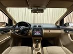 Volkswagen Touran 1.6-16V FSI Trendline Trekhaak / Cruise Co, Stof, Beige, 116 pk, Zwart