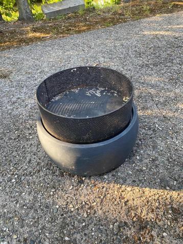 Stijlvolle vuurkorf – gezelligheid en warmte in je tuin beschikbaar voor biedingen