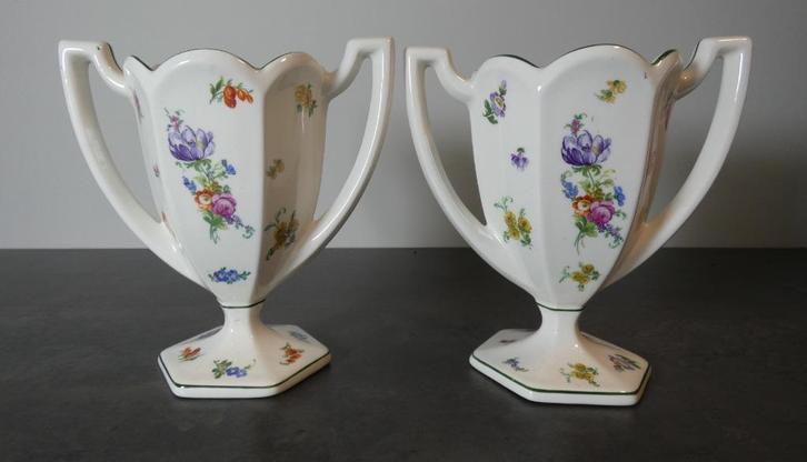 Antieke porseleinen plateel vaas (2x) [1652], Antiek en Kunst, Antiek | Vazen, Ophalen