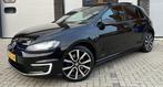 Volkswagen Golf 1.4 TSI GTE PANO/CAMERA/STOELVW/KEYLESS/ACC, 8 kWh, Stof, Gebruikt, 4 cilinders