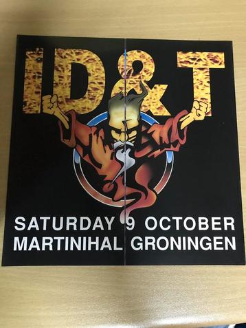 ID&T flyer nieuwstaat Thunderdome  beschikbaar voor biedingen