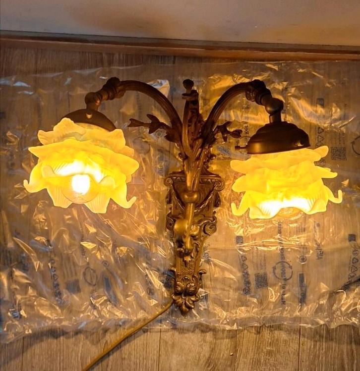 Antieke wandlamp koper, glas. Jaren 50 kelk lamp,  art deco, Antiek en Kunst, Antiek | Lampen, Ophalen of Verzenden