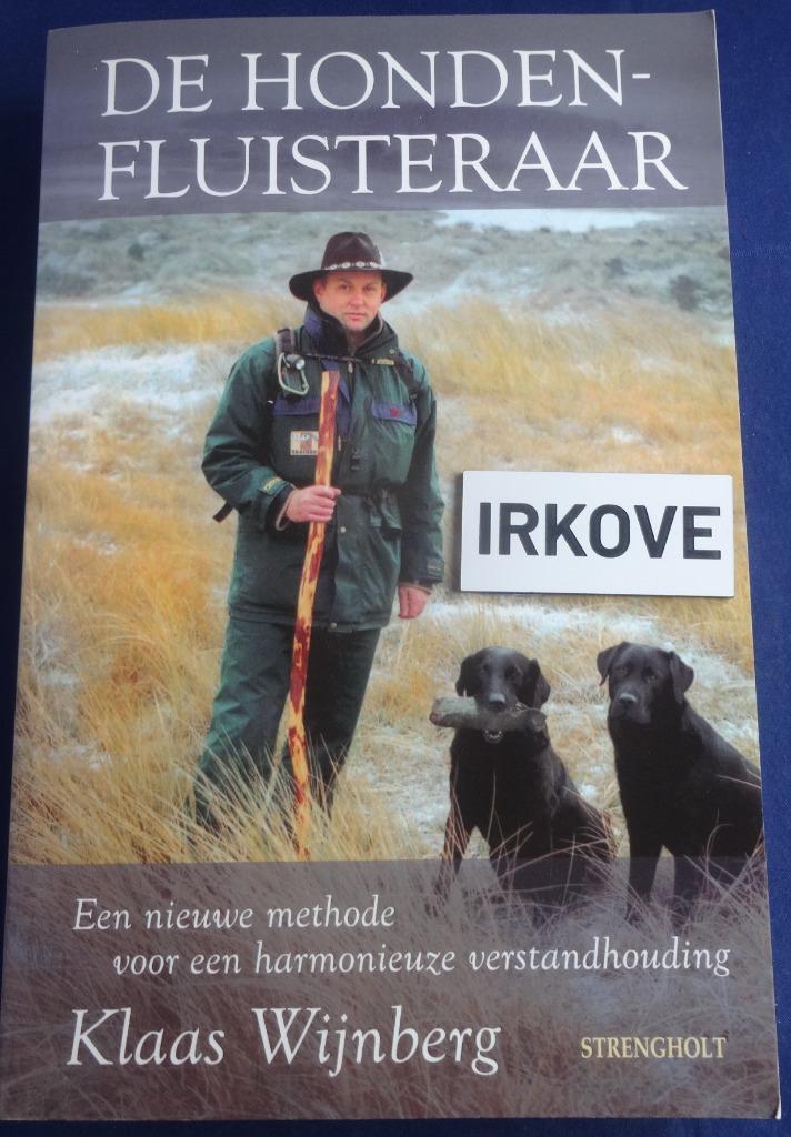 DE HONDENFLUISTERAAR * Klaas Wijnberg *, Boeken, Dieren en Huisdieren, Zo goed als nieuw, Honden, Verzenden
