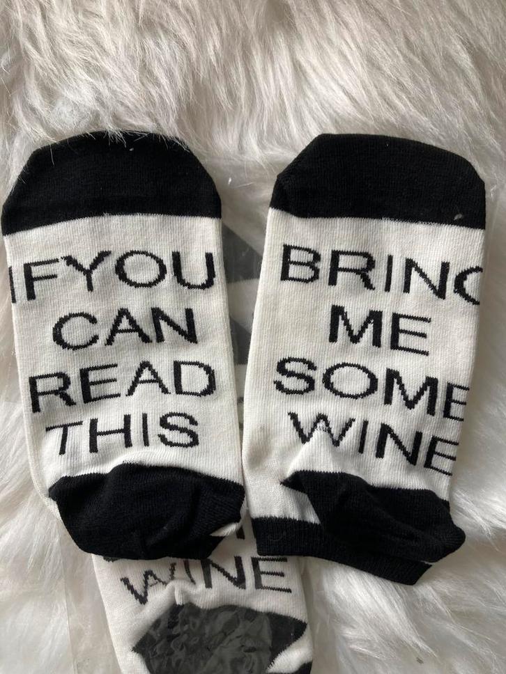 Kerstcadeau kerstsokken ‘if you can read this bring me wine’, Diversen, Kerst, Nieuw, Ophalen of Verzenden