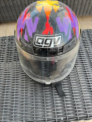 Motorhelm beschikbaar voor biedingen