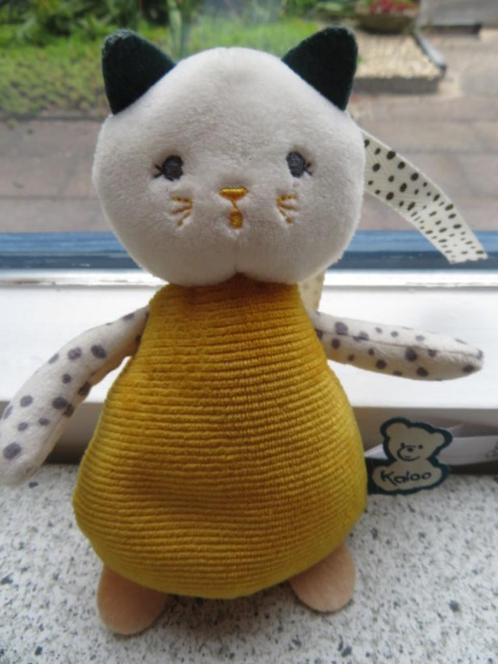 Poes beer merk Kaloo groene oortjes geel lijf meet ca 15 cm, Kinderen en Baby's, Speelgoed | Knuffels en Pluche, Zo goed als nieuw