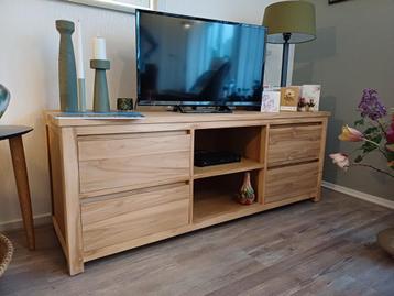 TV-meubel teakhout beschikbaar voor biedingen