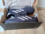 Nieuw Zaalschoenen, Sport en Fitness, Voetbal, Maat XS of kleiner, Schoenen, Nieuw, Ophalen of Verzenden