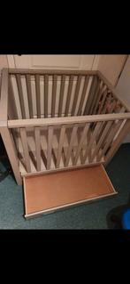 Mooie box vh merk TWF., Kinderen en Baby's, Boxen, Ophalen, Zo goed als nieuw, Vierkant, In hoogte verstelbaar