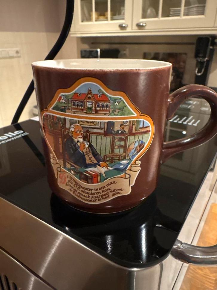 Villeroy & Boch 4 drinkbeker/mok , D.E vintage, Huis en Inrichting, Keuken | Servies, Gebruikt, Kop(pen) en/of Schotel(s), Overige stijlen