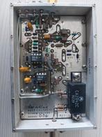 1,5 W versterker input 25mW 10-400 Mhz, Telecommunicatie, Zenders en Ontvangers, Ophalen of Verzenden