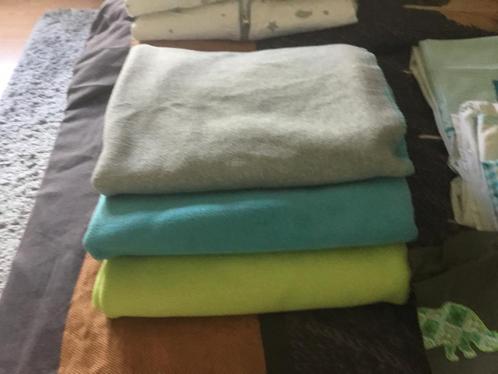 Ledikant baby dekens en lakentjes., Kinderen en Baby's, Kinderkamer | Beddengoed, Zo goed als nieuw, Deken of Dekbed, Jongetje of Meisje
