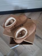 Ugg classic ultra mini, Ophalen of Verzenden, Nieuw