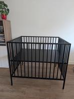 Zwart stalen kinderbox, Ophalen, Zo goed als nieuw