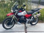 MOTO GUZZI V 85 TT (bj 2024 model 2025) 3432 KM V85  V85TT, 853 cc, 2 cilinders, Bedrijf, Meer dan 35 kW