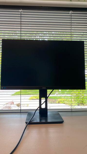 AOC monitor (23,8 inch, inclusief KVM switch) beschikbaar voor biedingen