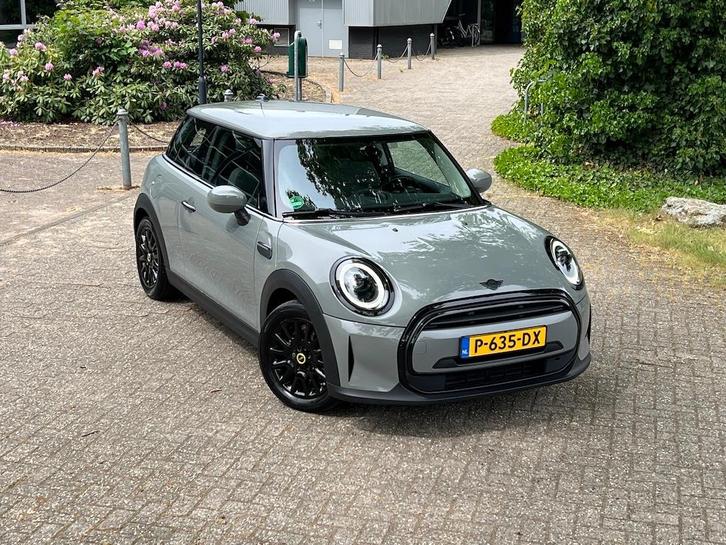 MINI Cooper 1.5i Sportstoelen Apple CarPlay Led Lampen Alarm, Auto's, Mini, Bedrijf, Cooper, ABS, Airbags, Airconditioning, Alarm