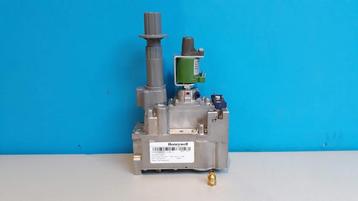 Gasblok Nefit VR2510 Honeywell V8600 N2106 3 beschikbaar voor biedingen