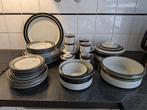 Karelia Servies van ARABIA, Huis en Inrichting, Keuken | Servies, Ophalen, Zo goed als nieuw, Overige stijlen, Aardewerk