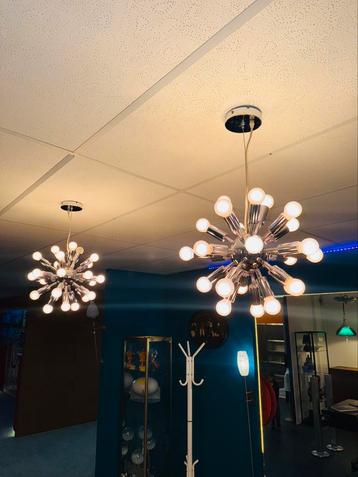 Twee Space Age spoetnik lampen hanglampen beschikbaar voor biedingen