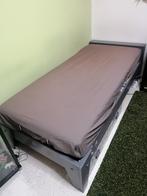 Bed +lade - Grijs - 218x90x53 met matras, Ophalen, 85 tot 100 cm, Gebruikt, Matras