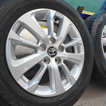 Origineel Toyota Yaris Cross zomerset 205-65-16 beschikbaar voor biedingen