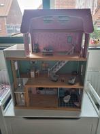 Leuk poppenhuis . Met lift en meubeltjes, Ophalen of Verzenden, Zo goed als nieuw, Poppenhuis