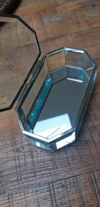 Glazen vintage Sieradendoos met Deksel, Huis en Inrichting, Minder dan 50 cm, Gebruikt, Minder dan 50 cm, Ophalen of Verzenden