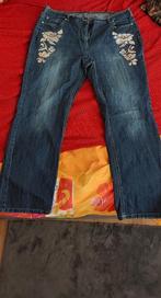 Te koop: Mooie Dames jeans, Kleding | Dames, Spijkerbroeken en Jeans, Ophalen of Verzenden, Zo goed als nieuw, Blauw, Overige jeansmaten