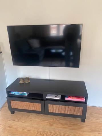 Tv meubel rotan beschikbaar voor biedingen