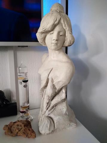 Beeld dame beschikbaar voor biedingen