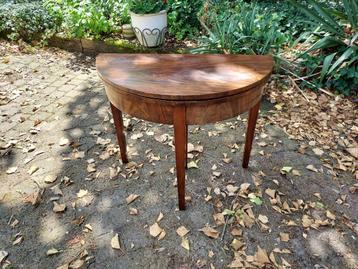 Biedermeier mahonie speeltafel/sidetable met verborgen lade. beschikbaar voor biedingen