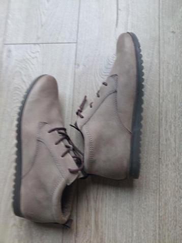 Nieuwe Enkelboots Tamaris 41 taupe boven + binnenwerk leder. beschikbaar voor biedingen