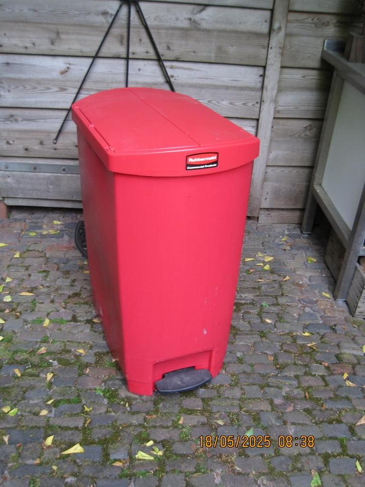rubbermaid grote prullenbak professioneel 50 liter (343), Huis en Inrichting, Woonaccessoires | Prullenbakken, Gebruikt, Kunststof