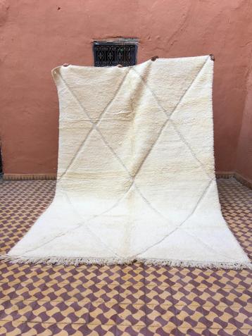 Beni Ouarain Marokkaans Berber Tapijt 313 x 213 cm beschikbaar voor biedingen