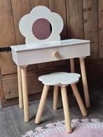 Petite Amelie make up Tafeltje + Stoel - Zo Goed Als Nieuw!, Minder dan 90 cm, Minder dan 75 cm, Ophalen of Verzenden, Zo goed als nieuw