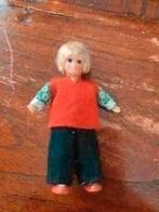 poppenhuis miniaturen ari popje nr 4 met haren, Verzamelen, Poppenhuizen en Toebehoren, Ophalen of Verzenden, Zo goed als nieuw